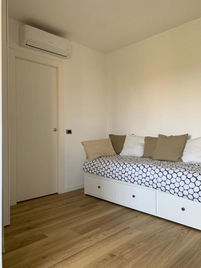 Stanza Claudina Hotel โรม ภายนอก รูปภาพ